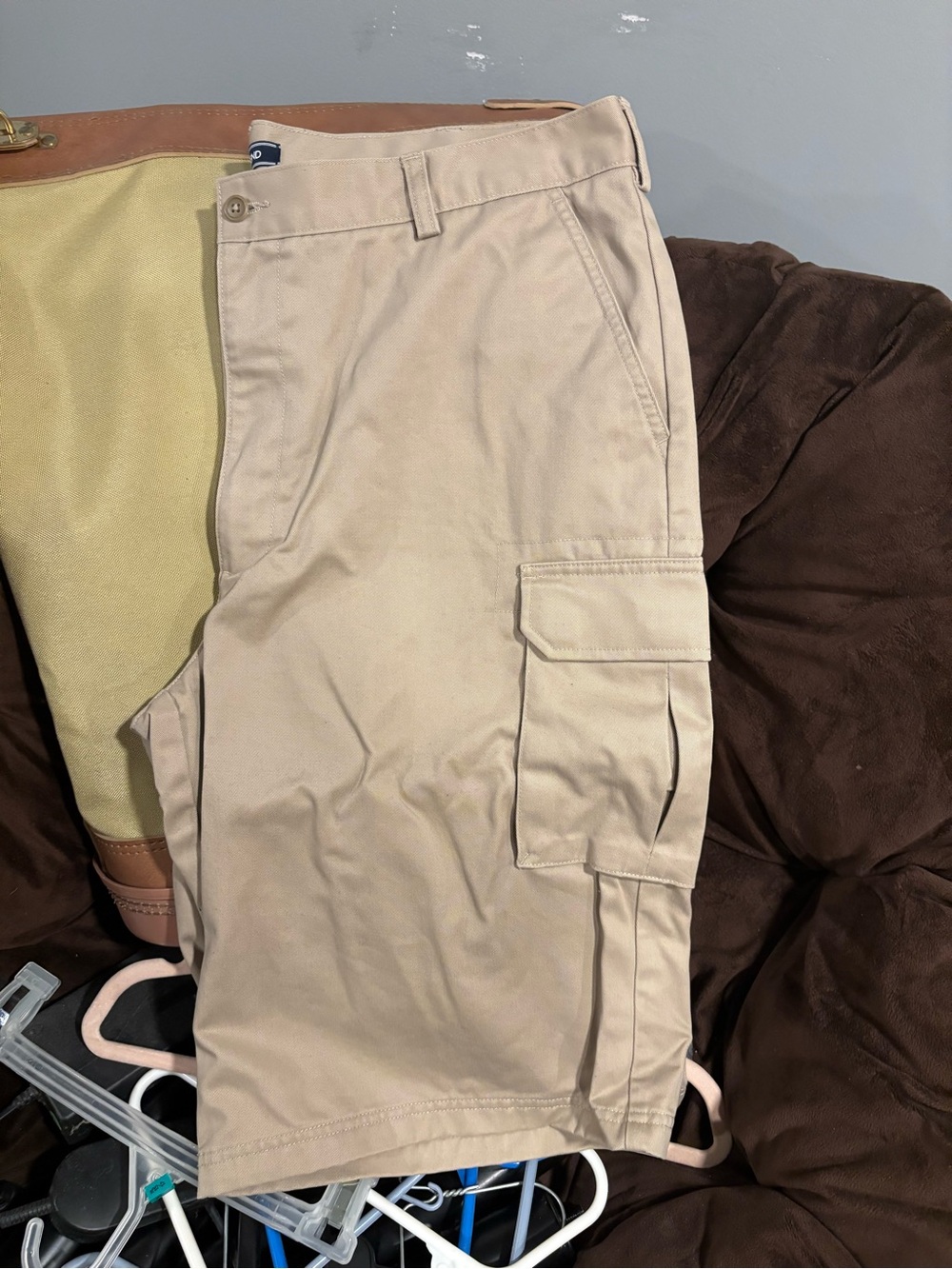 Lands' End Men's Cargo Pants in Light Bege size 38 new without the tag